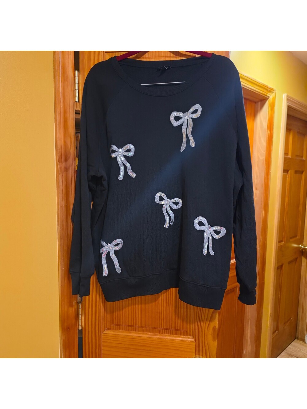 Torrid Black silver Bow-Embellished Crewneck Sweatshirt Size 1